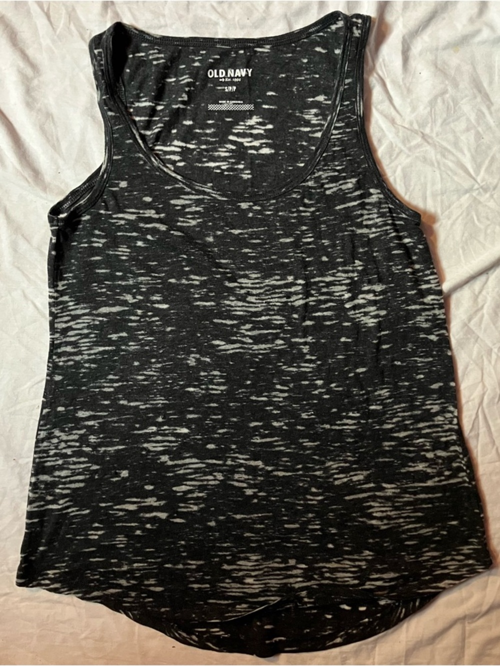 Old Navy Black & White Space-Dye Scoop Tank